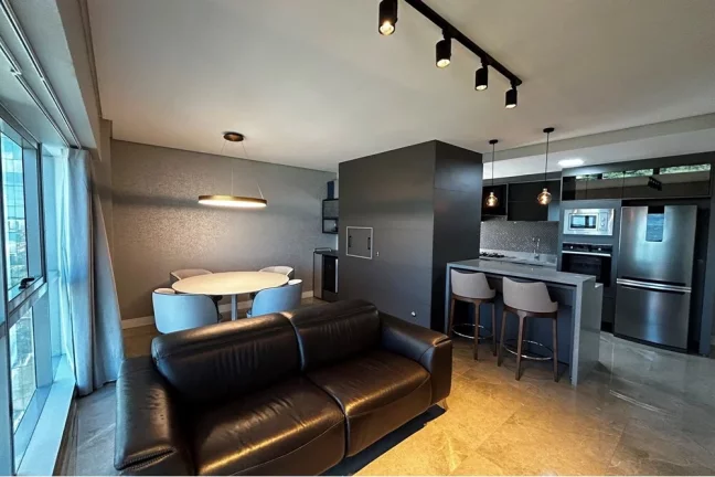 Imagem Apartamento à venda em Porto Alegre, Menino Deus, com 1 quarto, 73m2