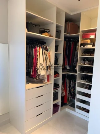 Imagem Casa de luxo em condomínio no Jardim Celeste, Jundiaí-SP: 4 quartos, 4 suítes, 2 salas, 5 banheiros, 4 vagas de garagem, 260m².