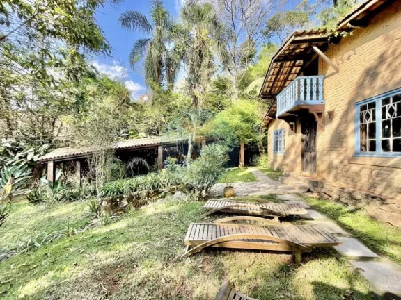Imagem Casa em Condomínio a Venda no bairro Granja Viana - Embu das Artes, SP