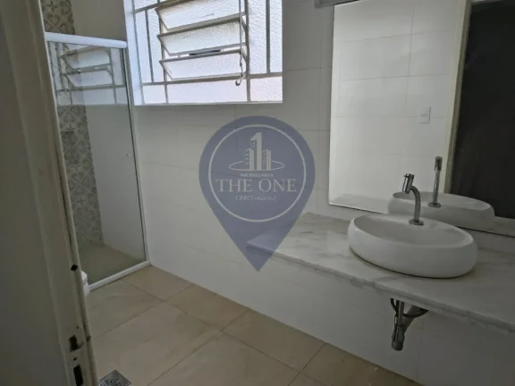 Imagem Imperdível oportunidade! Casa à venda em São Paulo-SP, Aclimação com 3 quartos, 1 suíte, 2 salas, 3 banheiros, 1 vaga, 138m².