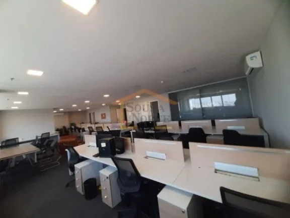 Imagem Salão Comercial, composto por 4 salas, sendo 3 unificadas totalizando 153m² e outra ao lado, no me...