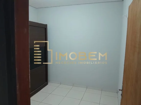 Imagem Casa à venda em Sinop-MT no Jardim Novo Horizonte: 5 quartos, 2 salas, 2 vagas de garagem, 240m² de área!