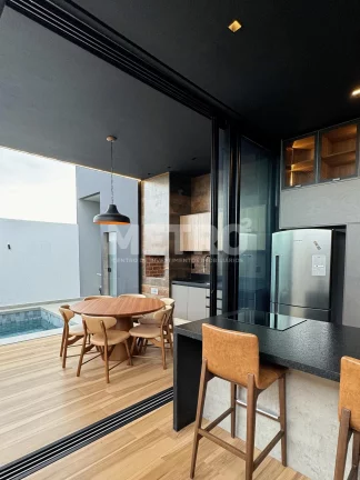 Imagem Casa no Buona Vita com 3 quartos, sendo todos suítes, uma com closet, piscina