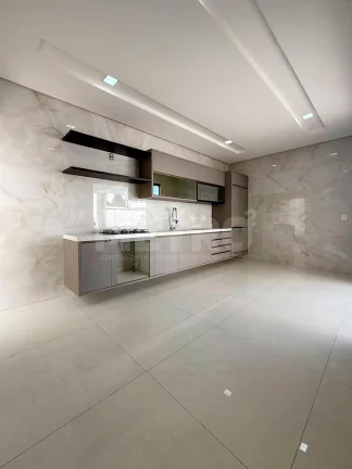 Imagem Casa para locação no Alphaville com 3 suítes, gourmet, piscina, Petrolina