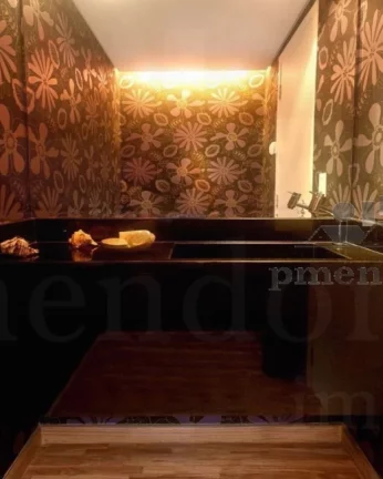 Imagem Apartamento com 93m2, planta original com 3 dts, sendo que foi aberto e feito apenas um dormitorio, ...