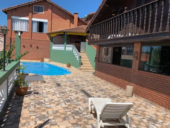 Imagem Chácara com 3 dormitórios à venda, 2000 m² por R$ 585.000,00 - Clube dos Oficiais - Suzano/SP