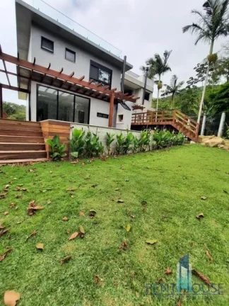Imagem Casa em Condomínio para Venda em Balneário Camboriú, TAQUARAS, 3 dormitórios, 3 suítes, 4 banheiros, 2 vagas