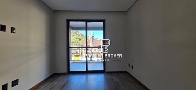 Imagem Apartamento Garden com 3 dormitórios à venda, 146 m² por R$ 950.000 - Alto - Teresópolis/RJ