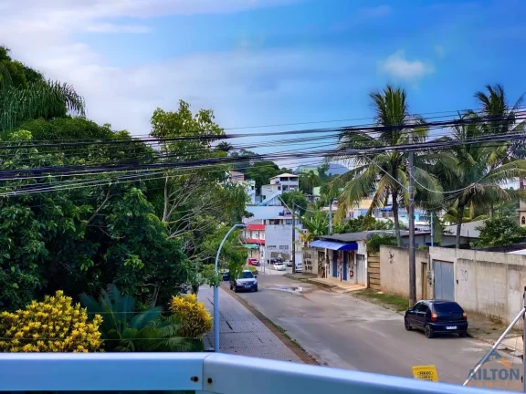 Imagem Casa Duplex com 3 Quartos à Venda em Itapebussu - Guarapari/ES