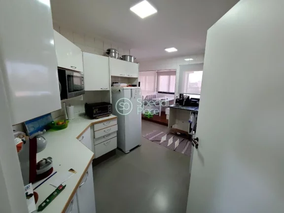 Imagem Apartamento impecavel, ao lado do Shopping Morumbi. 127m², living amplo p/ 2 ambientes, varanda fec...