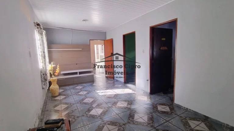 Imagem Casa à venda no bairro Vila Paulista - Guaratinguetá/SP