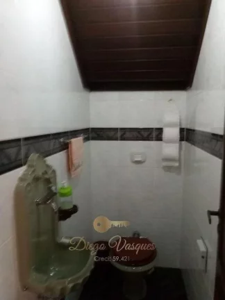 Imagem Casa para Venda em Teresópolis / RJ no bairro Agriões