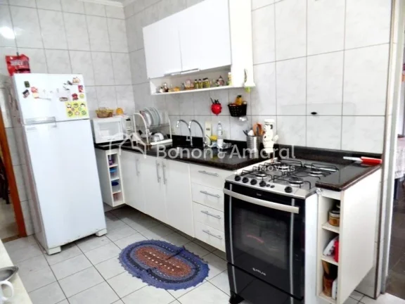 Imagem Casa 03 dormitórios a venda Bairro Jardim Santana! 300m² de terreno 255m² de construção.

 Acei...
