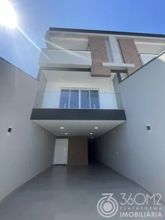 Imagem Sobrado para Venda em São Bernardo do Campo / SP no bairro Santa Terezinha
