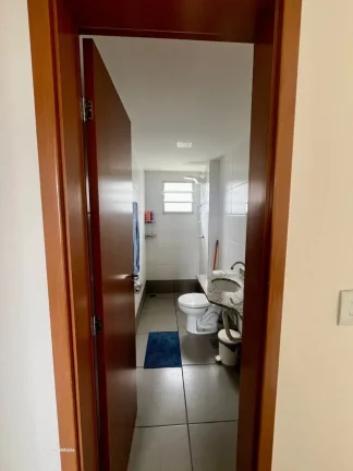 Imagem Procurando o equilíbrio entre tranquilidade residencial e praticidade urbana? Este apartamento no b...