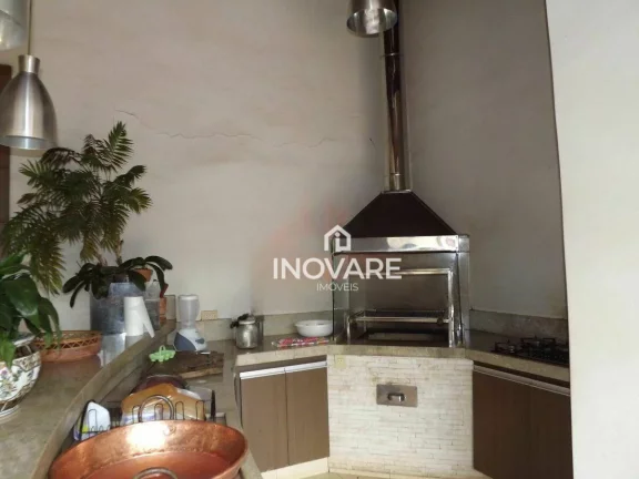 Imagem Casa com 5 dormitórios à venda, 357 m² por R$ 900.000,00 - Setor Santa Inês - Itumbiara/GO