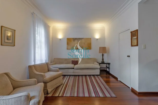 Imagem Casa/Sobrado à Venda em Jardim Europa - São Paulo/SP.