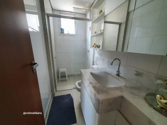 Imagem Imóvel amplo à venda com 3 quartos, sendo 1 suíte, e 3 banheiros no total, 1 escritório, 3 vagas...