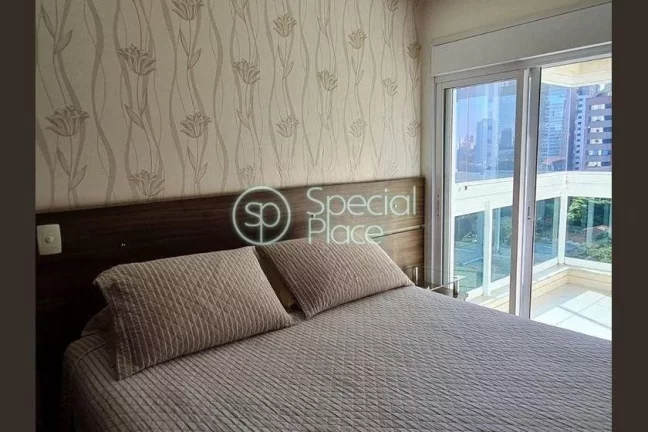 Imagem Apartamento muito bem localizado, próximo à Berrini. Condomínio com lazer completo. Hall privativ...