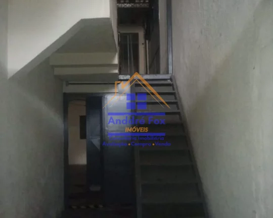 Galpão, Deposito, Armazém com escritório e um apartamento à venda, Penha, Rio de Janeiro, RJ