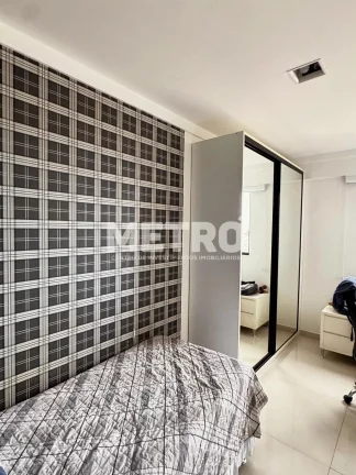 Imagem Apartamento à venda no Edf. Monte Castelo com vista para o Rio