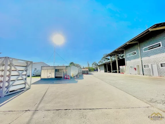 Imagem Área de 10000m² com galpão na Rodovia Anhanguera - Distrito Industrial - Jundiaí
