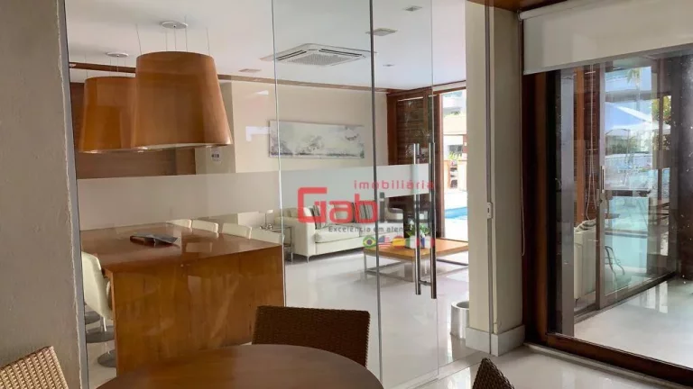 Imagem Apartamento com 3 dormitórios à venda, 128 m² por R$ 1.895.000,00 - Praia do Forte - Cabo Frio/RJ