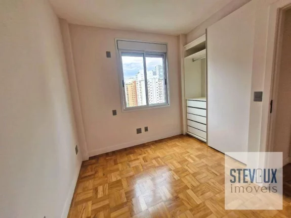 Imagem Apartamento reformado com 3 dormitórios e vaga fixa