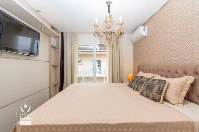 Imagem Sobrado em CONDOMÍNIO FECHADO com 3 Suítes, 2 Vagas, Área Gourmet à venda, 160 m² por R$ 869.900 - Xaxim - Curitiba/PR