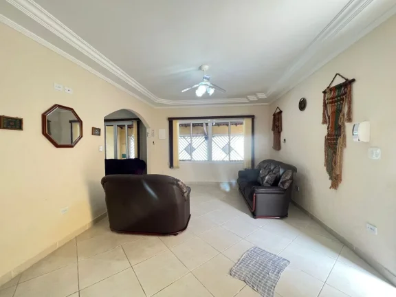 Imagem Casa para Venda em Praia Grande, Flórida, 4 dormitórios, 4 suítes, 2 banheiros, 4 vagas
