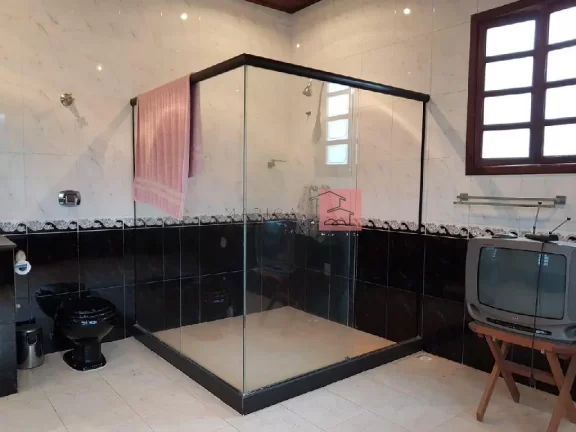 Imagem Casa para Venda em Maricá/RJ - 3 Dorm. 700 m2 Área Útil