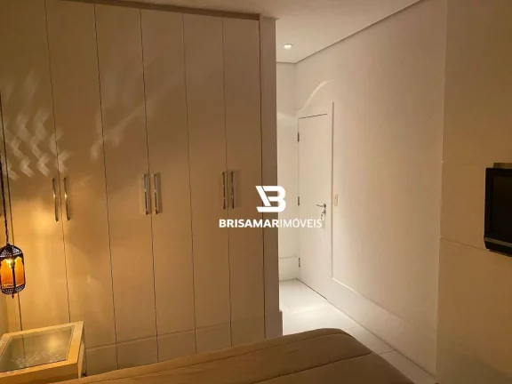 Imagem PITANGUEIRAS- UM VERDADEIRO LUXO DE APARTAMENTO , FINO ACABAMENTO , GARAGEM DEMARCADA NO PRÉDIO.