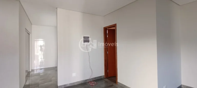 Imagem Casa para venda em Campo Grande-MS, bairro Panamá: 2 quartos, 1 suíte, 1 sala, 3 banheiros, 3 vagas de garagem, 133m².
