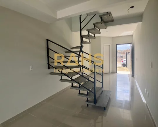 Imagem Excelente Sobrado Geminado com 2 Suítes no Bairro Vila Nova em Joinville/SC. O imóvel possui 76,18...