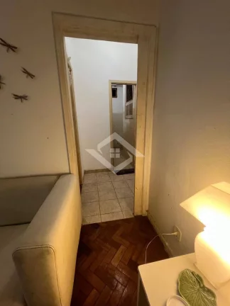 Imagem Apartamento tipo 3 Quartos original em Copacabana | Silêncio e Conforto