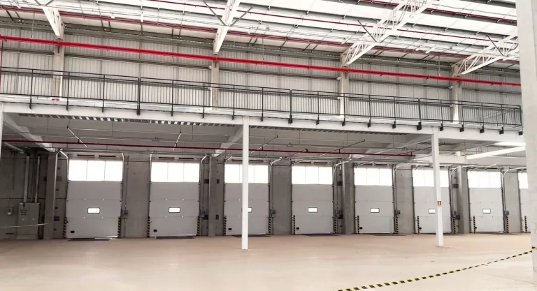 Imagem Cross Docking 15.030,00m², 30.060,00 m² e 60.120,00 m², localização privilegiada