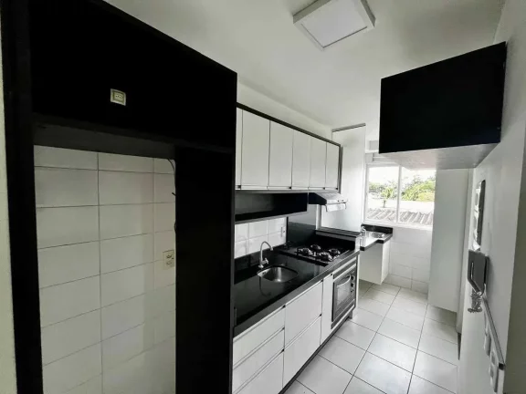 Imagem Apartamento com 3 dormitórios sendo 1 suíte e 1 vaga de garagem em Joinville/SC