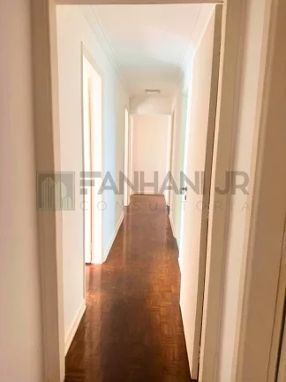 Imagem Alugue já! Apartamento de 4 quartos no Itaim Bibi, São Paulo-SP com 138m², 1 suíte, 3 salas e 2 vagas de garagem.