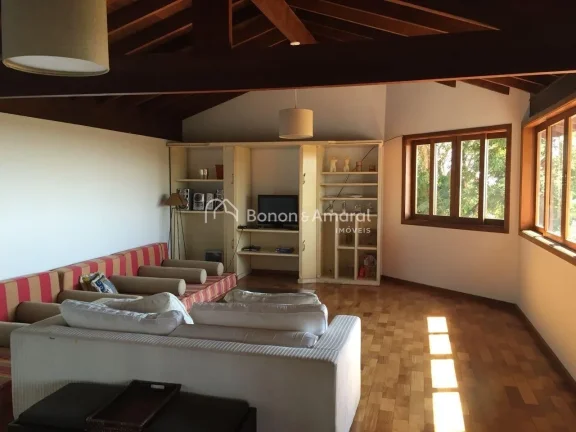 Imagem Sobrado à venda no Condomínio Clube de Campo em Valinhos, com 1.200 m² de terreno e 495 m² de á...