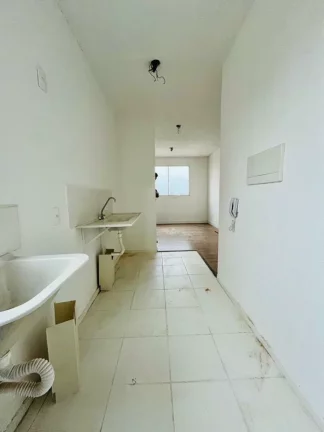 Imagem Apartamento com 2 Quartos à Venda, 40 m² em Restinga - Porto Alegre