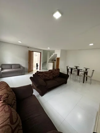 Imagem Casa de Condomínio na Enseada!