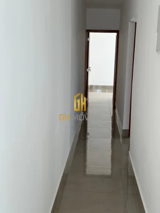 Imagem A casa possui 

- 3 quartos sendo 1 suíte 
- Sala 
- Cozinha 
- Banheiro social 
- Área Gurmet 
- ...