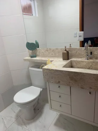 Imagem Sobrado a venda alto padrão, 2 quartos com suíte, no Norte da Ilha.