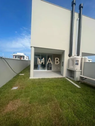 Imagem Oportunidade única: Casa à venda em Florianópolis-SC, Campeche. 3 quartos, 1 suíte, 2 salas, 2 banheiros, 1 vaga, 148m².
