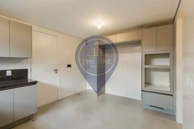 Imagem Luxuosa casa à venda em São Paulo-SP, Alto de Pinheiros: 4 quartos, 4 suítes, 5 banheiros, 6 vagas, 371 m². Imperdível!