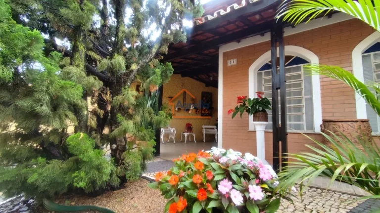 Imagem Casa à venda no bairro Saúde - Mogi Mirim/SP