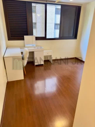 Imagem Apartamento à venda em São Paulo-SP, Jardim Europa: 3 quartos, 1 suíte, 3 salas, 4 banheiros, 2 vagas, 164m². Agende sua visita!