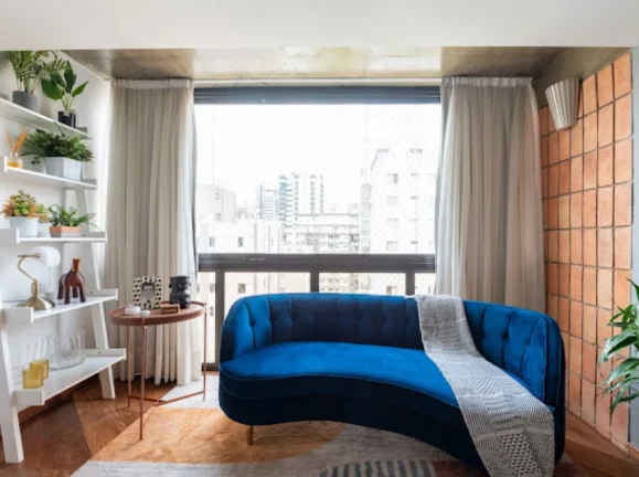 Imagem Imperdível oportunidade! Apartamento de 3 quartos com suíte, sala ampla e 3 vagas na garagem em Moema, SP. Confira!
