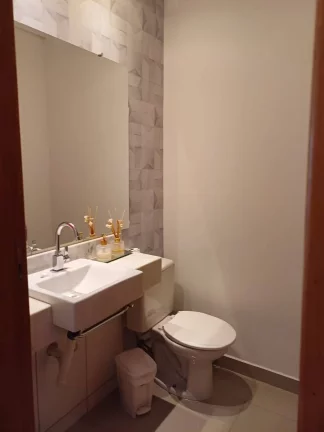 Imagem Casa Assobradada no Condomínio Villa Real