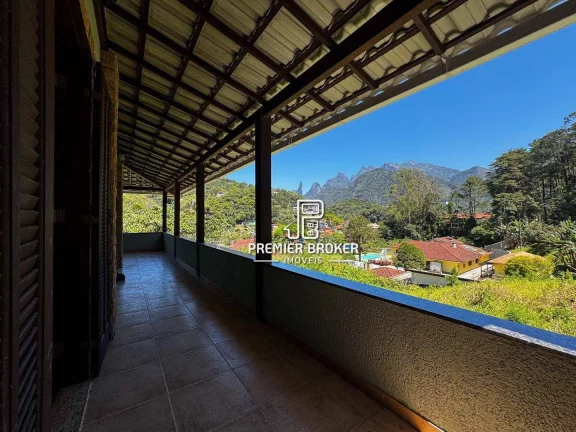 Imagem Casa à venda, 315 m² por R$ 1.180.000,00 - Carlos Guinle - Teresópolis/RJ